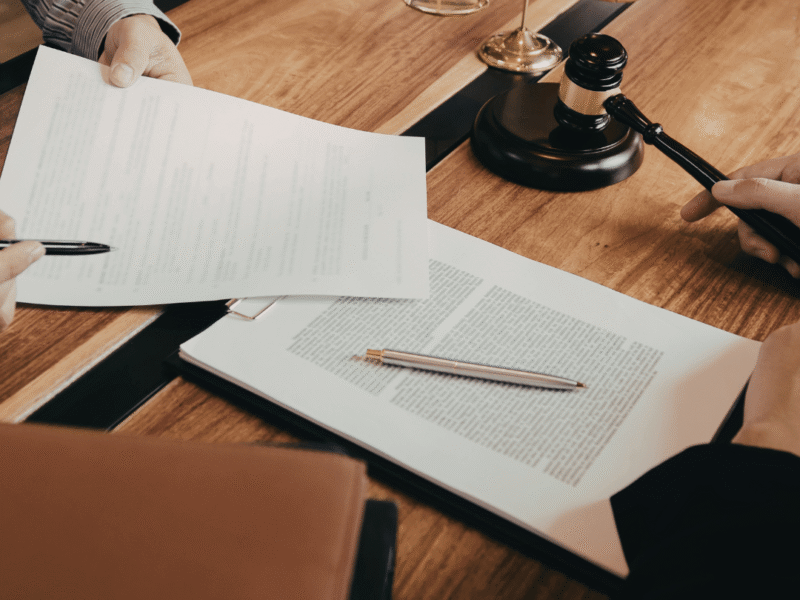 Commercial Law Firm in Toronto | Best Lawyers in Toronto | Corporate & Commercial Law | Real Estate Law | Employment Law | Commercial Lending | Entertainment Law | Intellectual Property Law | Debt Recovery | Mortgage Enforcement | Commercial Litigation